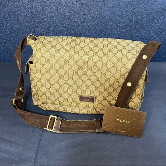 GUCCI GG Supreme Canvas Diaper Bag - Picture 1 of 16